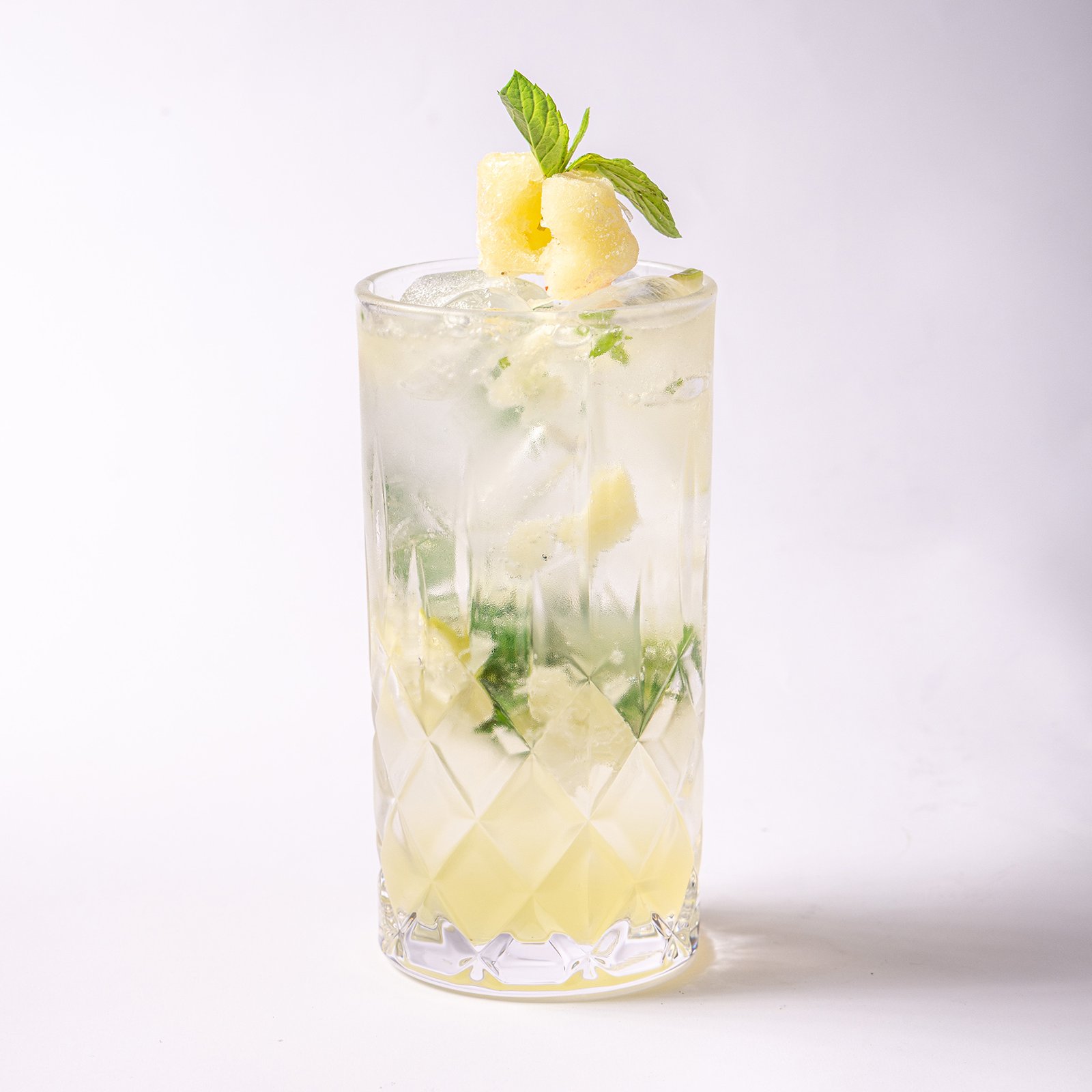 أناناس موكتيل