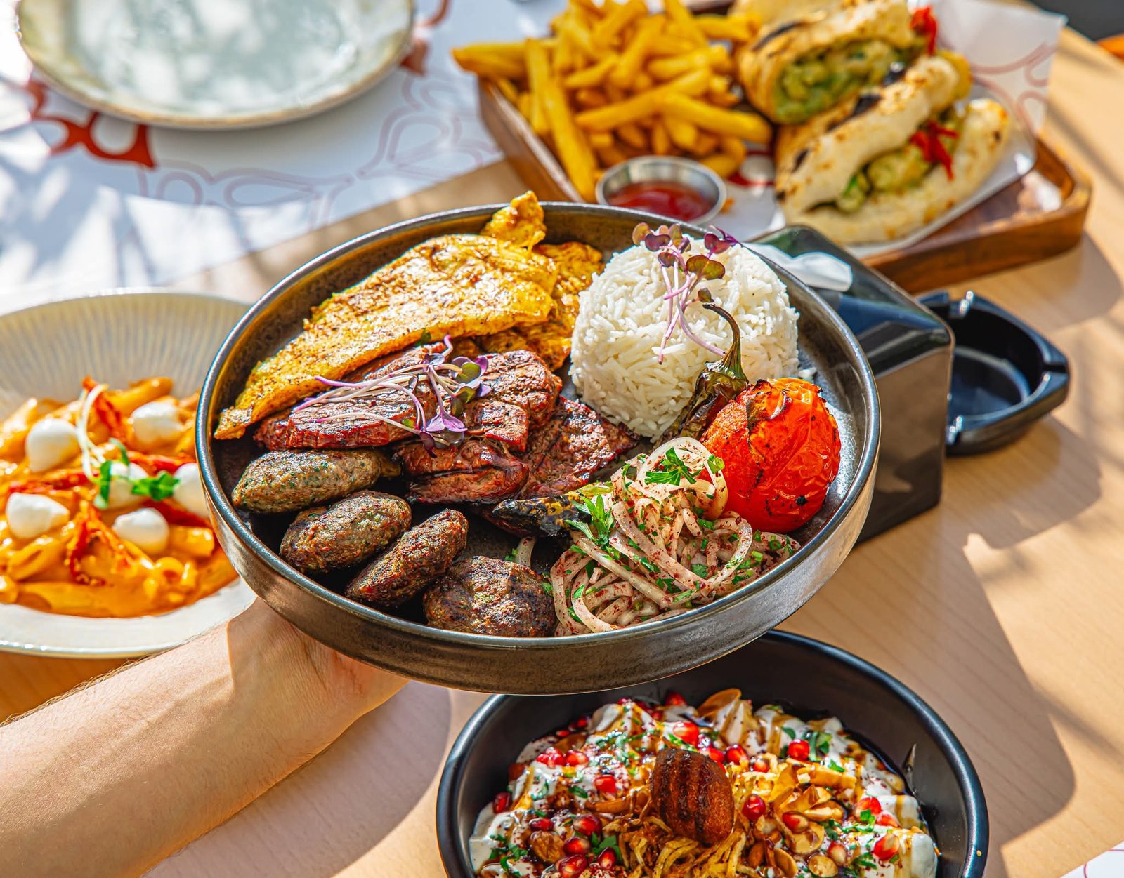 الوجبات الرئيسية